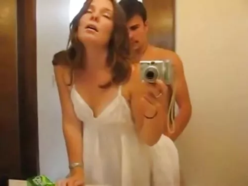 Įspūdinga blondinė p ...