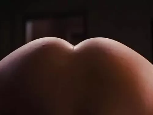 Ištekėjusi brunetė š ...