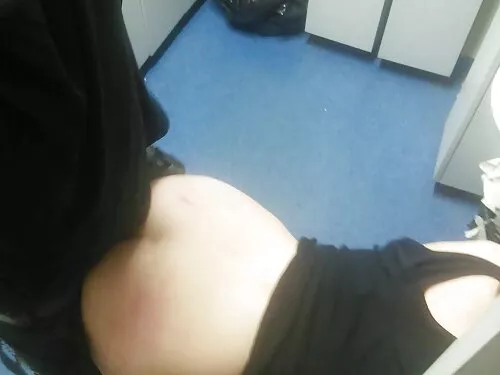 Užpakalis raiteliai  ...