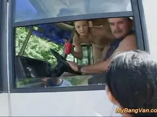 Vaikinas baigė ant s ...