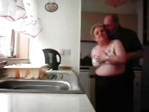 Žiauri sekso scena s ...
